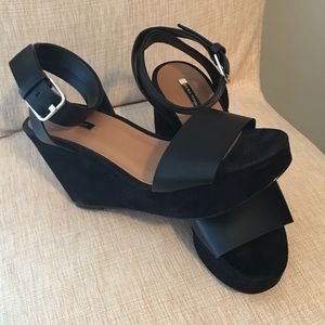 Zara Black Wedges